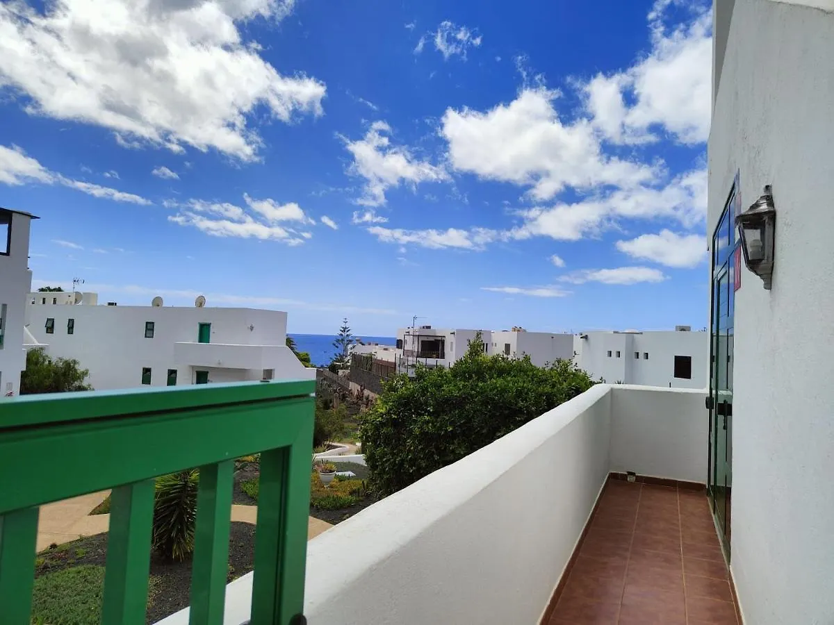 Apartment Ailana Suite Vistas Al Mar Y Con Piscina Costa Teguise Spain