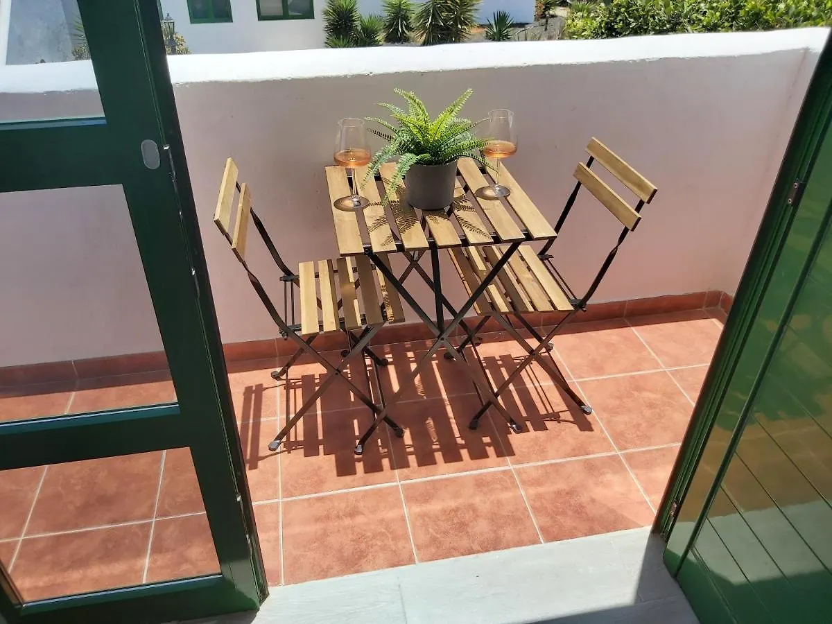 Apartment Ailana Suite Vistas Al Mar Y Con Piscina Costa Teguise